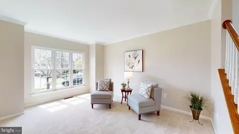 Living - 47680 Leechecker Ct, Sterling, VA 20165 photo 2 of 7