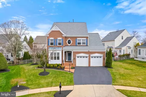 47680 Leechecker Ct, Sterling, VA 20165