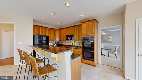 Kitchen - 47680 Leechecker Ct, Sterling, VA 20165 photo 4 of 4