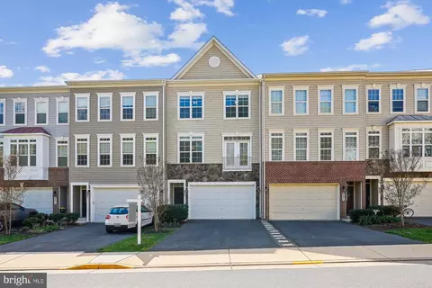 805 Savile Row Ter, Purcellville, VA 20132