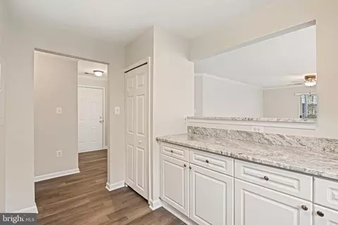 Kitchen - 20601 Cornstalk Ter #202, Ashburn, VA 20147 photo 4 of 5