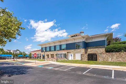 Exterior - 20601 Cornstalk Ter #202, Ashburn, VA 20147 photo 7 of 13
