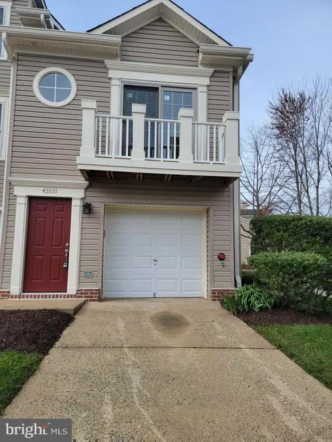 43331 Greyswallow Ter, Ashburn, VA 20147