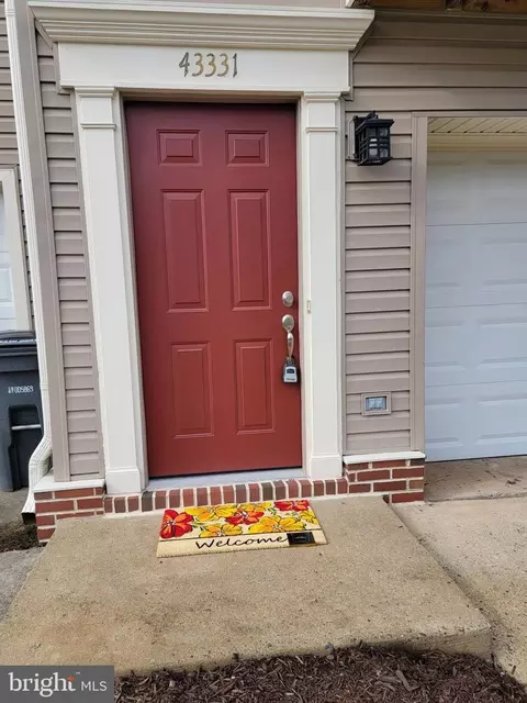 43331 Greyswallow Ter, Ashburn, VA 20147 photo 3
