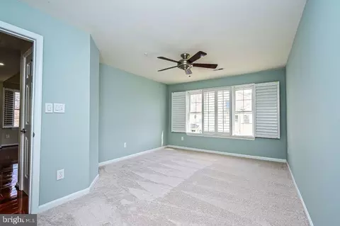43331 Greyswallow Ter, Ashburn, VA 20147 photo 13