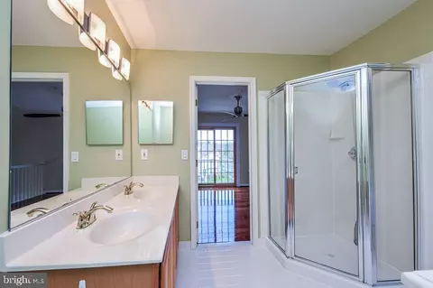 43331 Greyswallow Ter, Ashburn, VA 20147 photo 20
