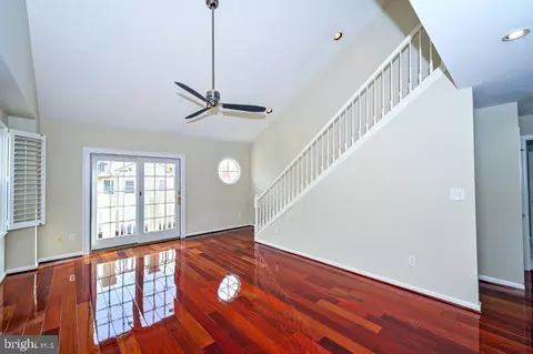 43331 Greyswallow Ter, Ashburn, VA 20147 photo 7