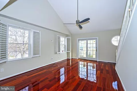43331 Greyswallow Ter, Ashburn, VA 20147 photo 6