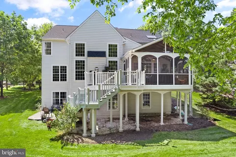Exterior - 21372 Scara Pl, Broadlands, VA 20148 photo 15 of 16
