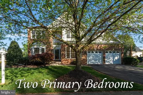 203 Fox Trot Way NW, Leesburg, VA 20176