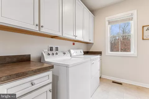 Other - 23130 Expedition Dr, Ashburn, VA 20148 photo 6 of 8