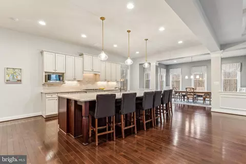 Kitchen - 23130 Expedition Dr, Ashburn, VA 20148 photo 2 of 5