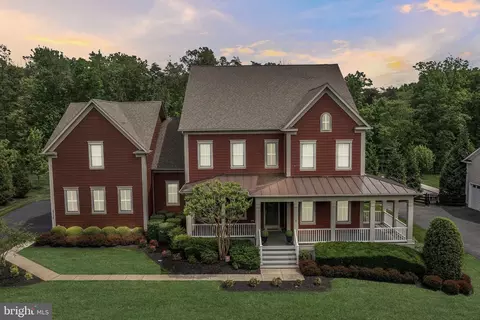 Exterior - 23130 Expedition Dr, Ashburn, VA 20148 photo 1 of 20