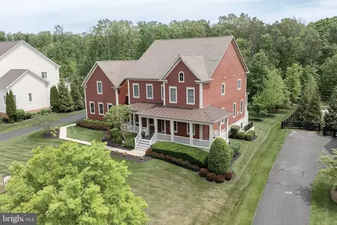 Exterior - 23130 Expedition Dr, Ashburn, VA 20148 photo 20 of 20