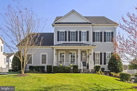 41605 Bloomfield Path St, Ashburn, VA 20148