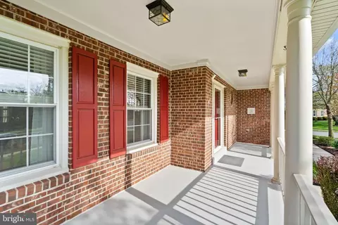 Exterior - 43444 Whetstone Ct, Ashburn, VA 20147 photo 7 of 21