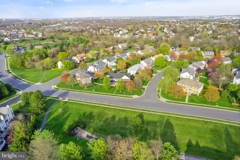 View/Area - 43444 Whetstone Ct, Ashburn, VA 20147 photo 3 of 5