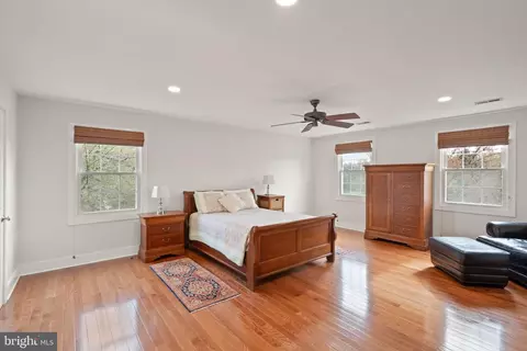 Bedroom - 43444 Whetstone Ct, Ashburn, VA 20147 photo 1 of 4