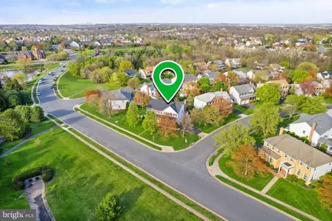 View/Area - 43444 Whetstone Ct, Ashburn, VA 20147 photo 2 of 5