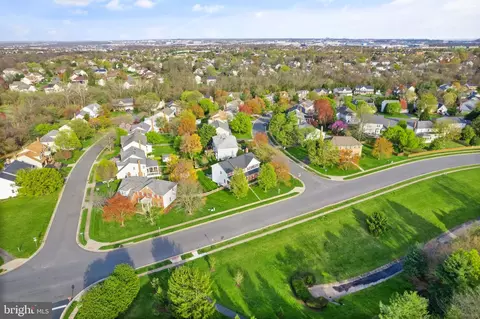 View/Area - 43444 Whetstone Ct, Ashburn, VA 20147 photo 4 of 5