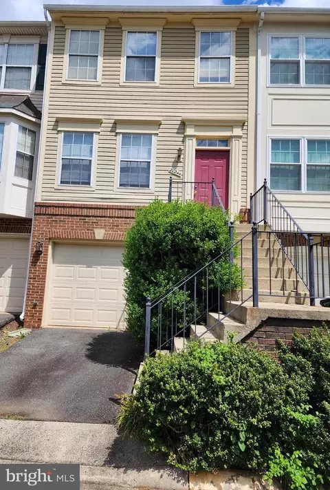 20244 Brookview Sq, Ashburn, VA 20147