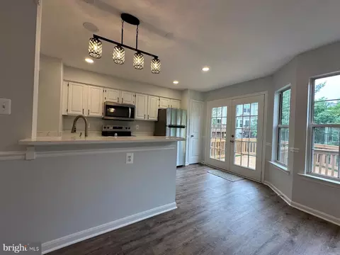 20244 Brookview Sq, Ashburn, VA 20147 photo 9