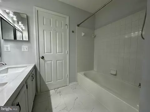 20244 Brookview Sq, Ashburn, VA 20147 photo 28