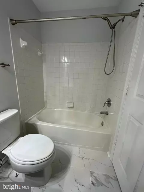20244 Brookview Sq, Ashburn, VA 20147 photo 17
