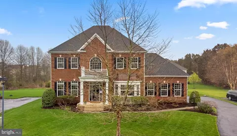 21934 Colonial Hills Dr, Ashburn, VA 20148