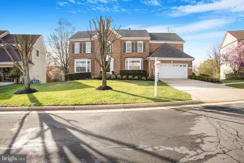 47556 Compton Cir, Sterling, VA 20165