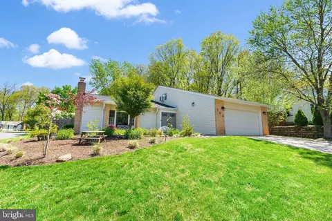 500 Sugarland Run Dr, Sterling, VA 20164