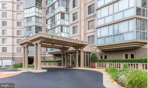 19385 Cypress Ridge Ter #112, Leesburg, VA 20176