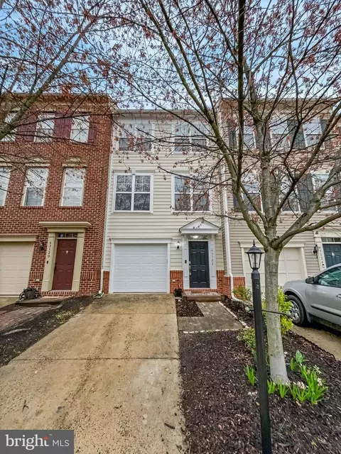 43122 Huntsman Sq, Broadlands, VA 20148