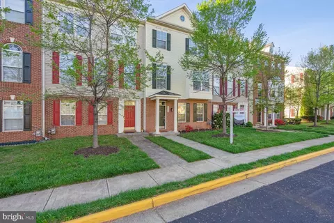 20265 Seneca Sq, Ashburn, VA 20147