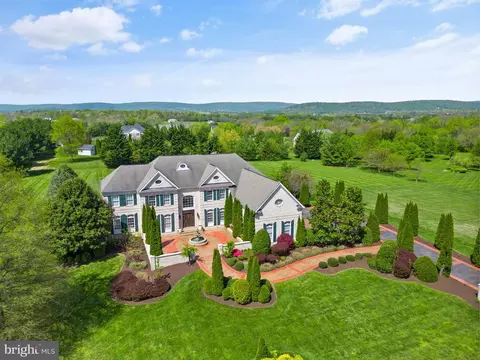 37928 Wright Farm Dr, Purcellville, VA 20132