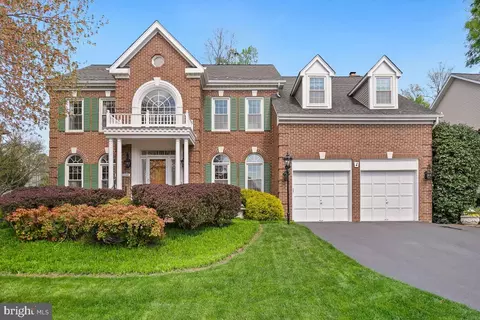 20388 Winfield Pl, Potomac Falls, VA 20165