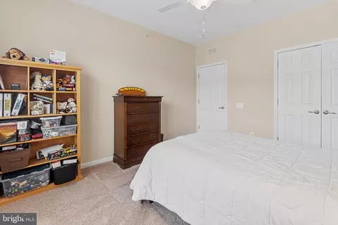 Bedroom - 20652 Sibbald Sq, Ashburn, VA 20147 photo 6 of 6