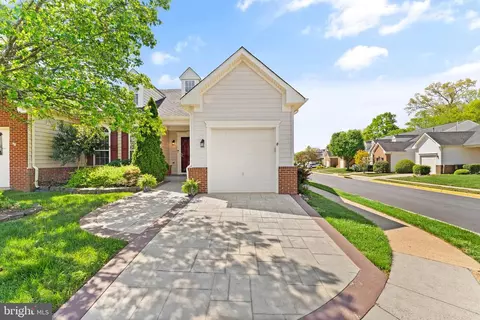 20851 Conesus Sq, Ashburn, VA 20147