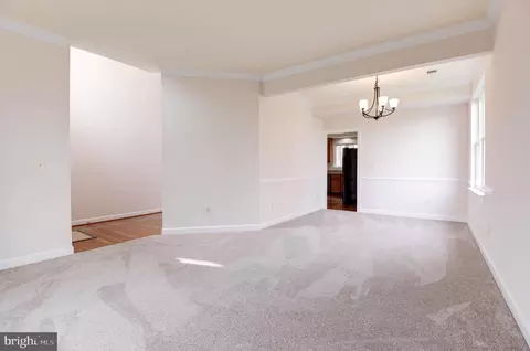 Living - 42983 Bluengrey Ct, Ashburn, VA 20147 photo 1 of 1