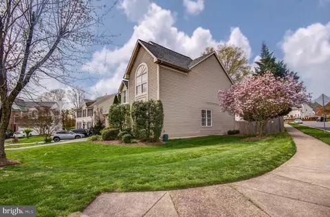 Exterior - 42983 Bluengrey Ct, Ashburn, VA 20147 photo 3 of 7