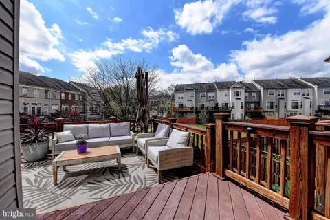 Exterior - 43139 Crosswind Ter, Broadlands, VA 20148 photo 4 of 8