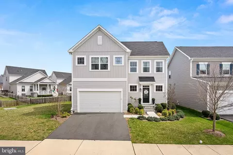852 Pencoast Dr, Purcellville, VA 20132