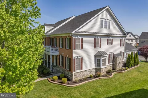 23258 Evergreen Ridge Dr, Ashburn, VA 20148