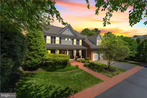 237 Dry Mill Rd SW, Leesburg, VA 20175
