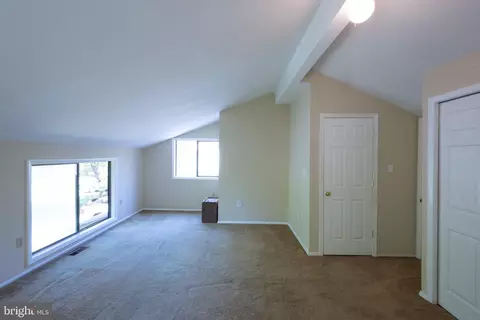Other - 112 Biscayne Ct, Sterling, VA 20164 photo 2 of 6