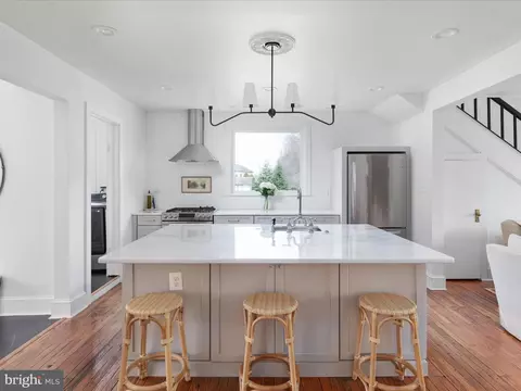 Kitchen - 38923 Paynes Ln, Hamilton, VA 20158 photo 2 of 5