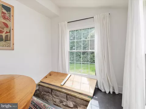 Bedroom - 38923 Paynes Ln, Hamilton, VA 20158 photo 1 of 5