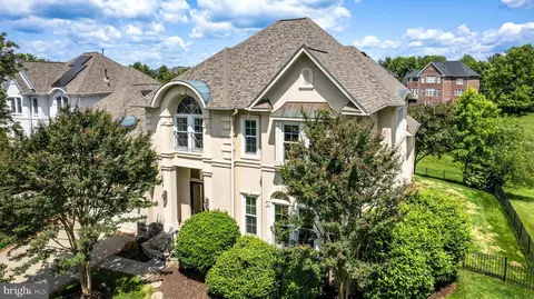 43588 Jackson Hole Cir, Leesburg, VA 20176