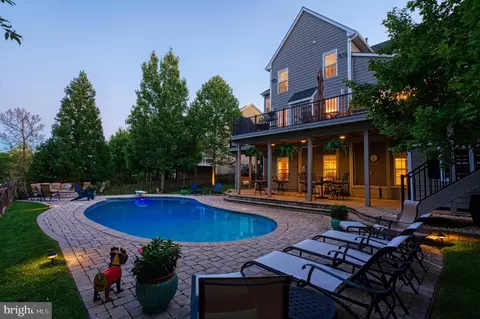Exterior - 22176 Windy Pine Ct, Broadlands, VA 20148 photo 11 of 23