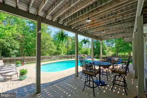 Exterior - 22176 Windy Pine Ct, Broadlands, VA 20148 photo 17 of 23